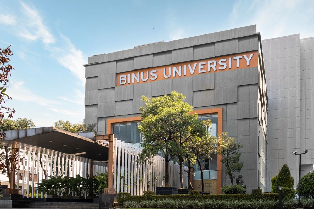 Rekomendasi 8 PTS Terbaik Indonesia QS WUR 2026: Binus & Telkom Unggul
